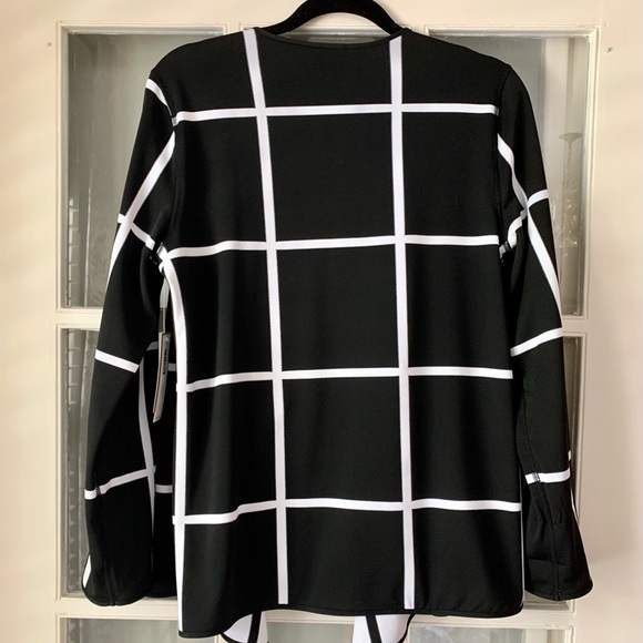 Chico’s “Reversible” Black/White Dress Jacket - Picture 2 of 3